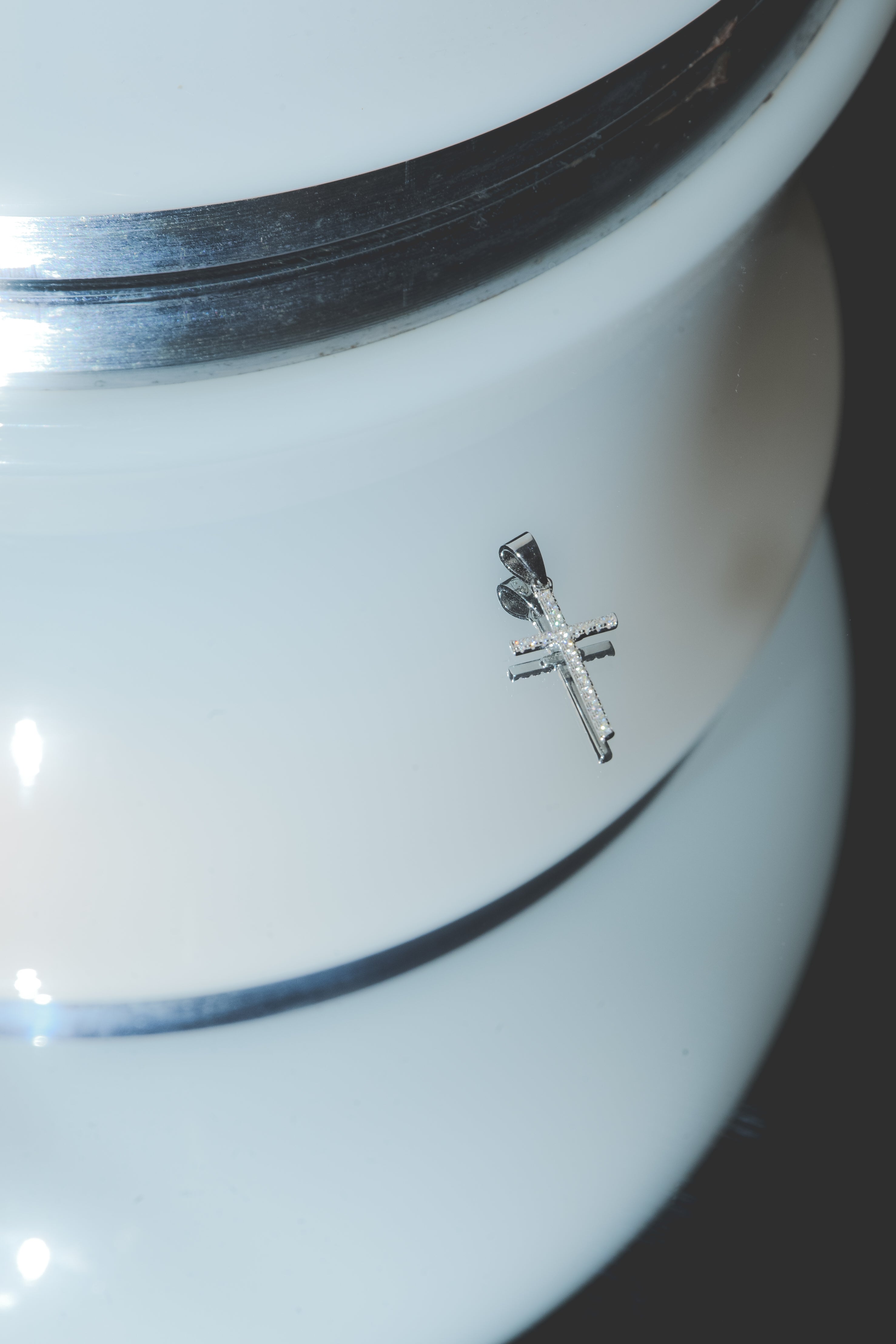 Shiny Cross